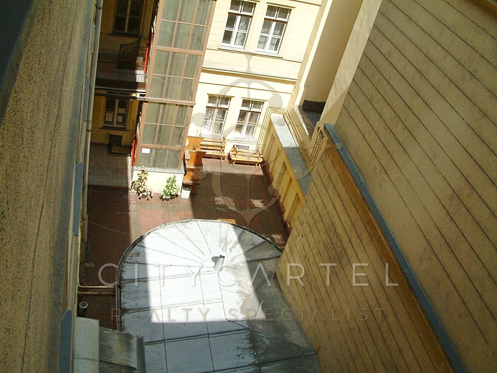 A fájl már létezik a célhelyen: import/kepek/vizjeles_1799443.jpg
Eladó Irodaház Budapest, VII. kerület  2800 m<sup>2</sup> 1800 millió Ft