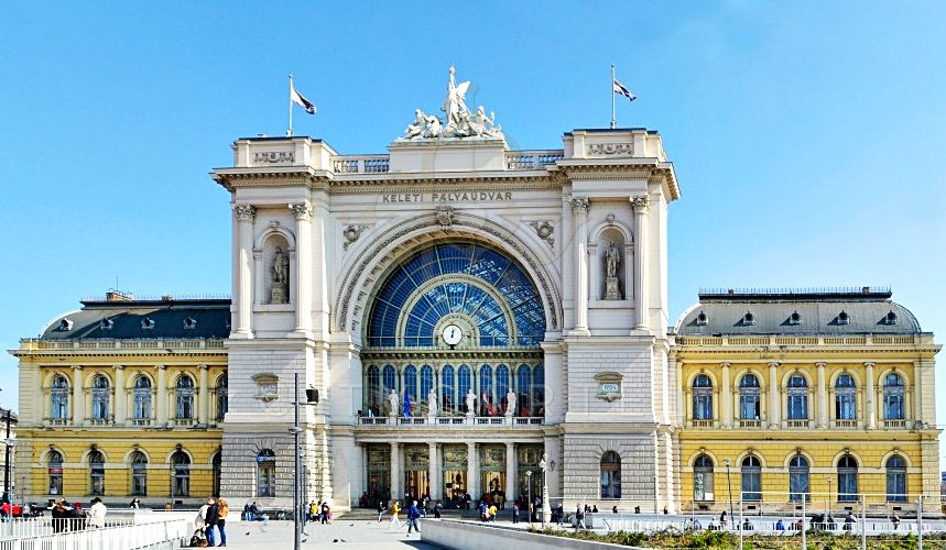 A fájl már létezik a célhelyen: import/kepek/vizjeles_1799493.jpg
Eladó Irodaház Budapest, VII. kerület  2800 m<sup>2</sup> 1800 millió Ft