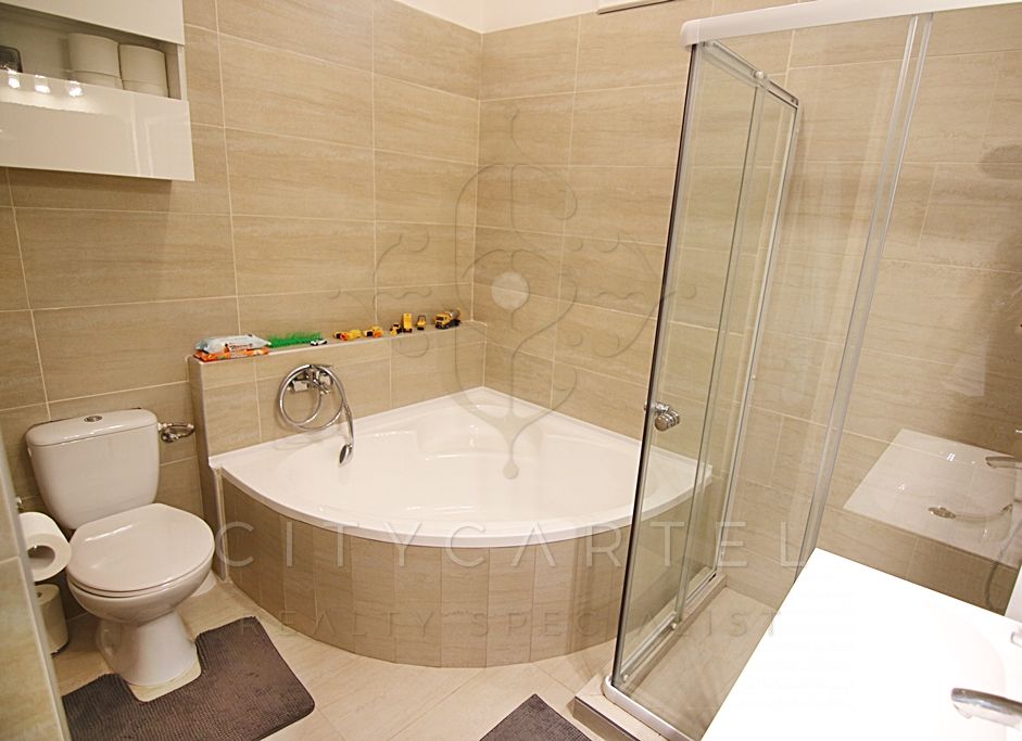 A fájl már létezik a célhelyen: import/kepek/vizjeles_1813480.jpg
For sale flat Budapest, V. kerület  98 m<sup>2</sup> 199 millió Ft