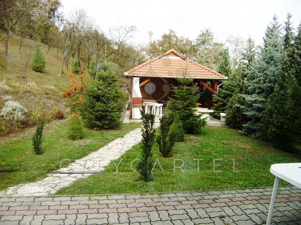 A fájl már létezik a célhelyen: import/kepek/vizjeles_2011016.jpg
Eladó Szálloda, panzió Szilvásvárad  1500 m<sup>2</sup> 1300000 EUR