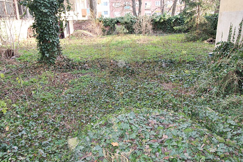 A fájl már létezik a célhelyen: import/kepek/vizjeles_2507363.jpg
For sale house Székesfehérvár  1130 m<sup>2</sup> 500 millió Ft