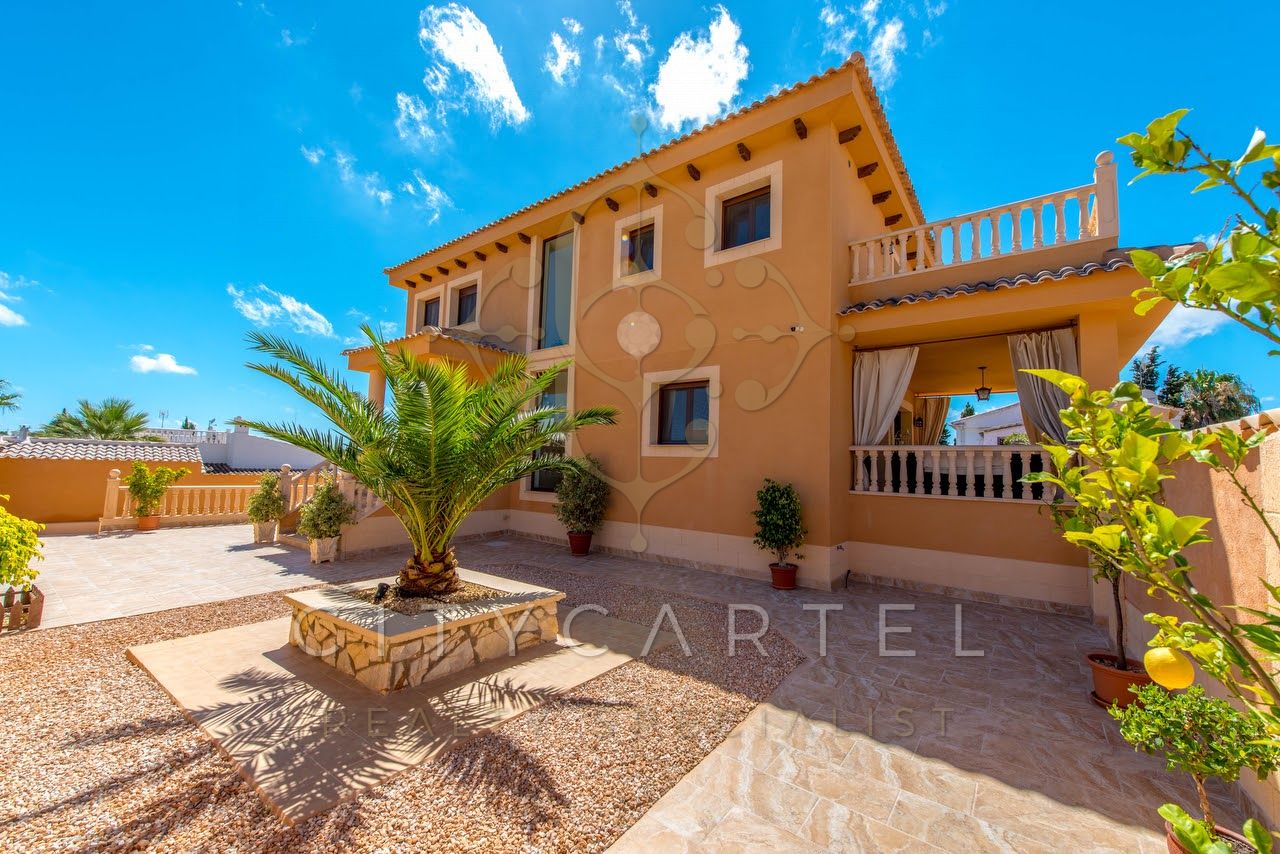A fájl már létezik a célhelyen: import/kepek/vizjeles_2764366.jpg
For sale Residence   225 m<sup>2</sup> 204.12 millió Ft