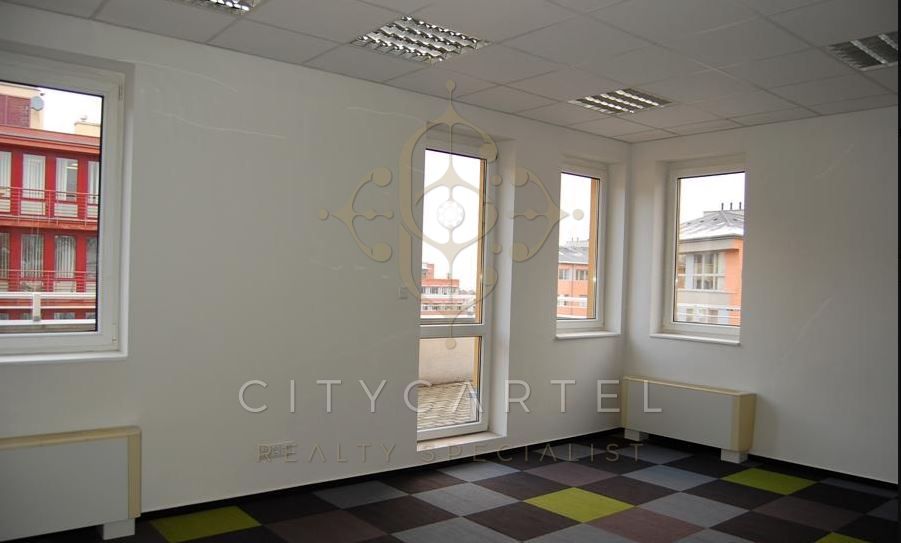 A fájl már létezik a célhelyen: import/kepek/vizjeles_2823841.jpg
Eladó Iroda irodaházban A Budapest, III. kerület  80 m<sup>2</sup> 1040 EUR