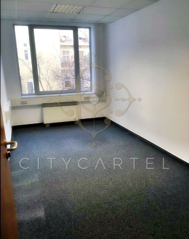 A fájl már létezik a célhelyen: import/kepek/vizjeles_2824149.jpg
For sale Office in office building A Budapest, I. kerület  224 m<sup>2</sup> 0.976752 millió Ft