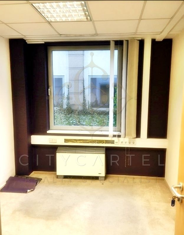 A fájl már létezik a célhelyen: import/kepek/vizjeles_2824150.jpg
For sale Office in office building A Budapest, I. kerület  224 m<sup>2</sup> 0.976752 millió Ft