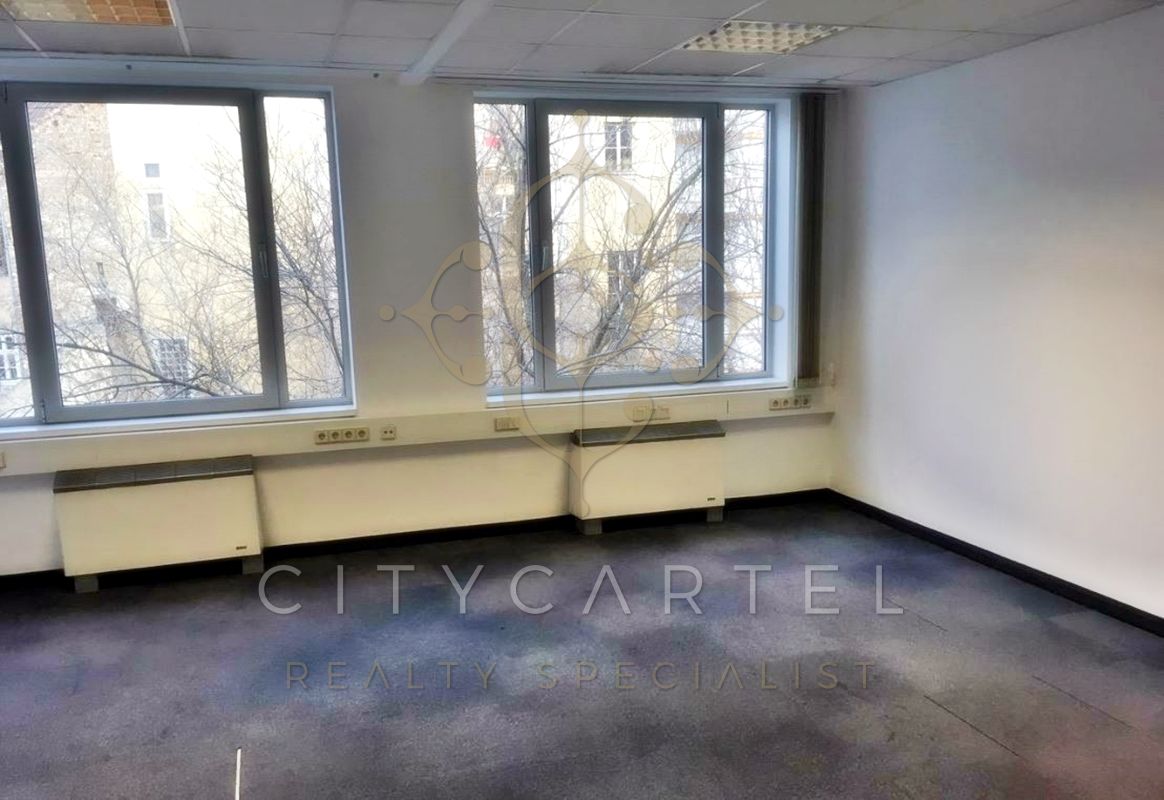 A fájl már létezik a célhelyen: import/kepek/vizjeles_2824151.jpg
For sale Office in office building A Budapest, I. kerület  224 m<sup>2</sup> 0.976752 millió Ft
