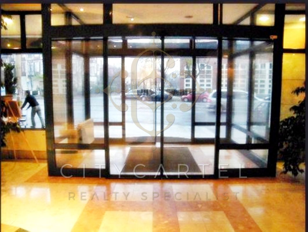 A fájl már létezik a célhelyen: import/kepek/vizjeles_2890945.jpg
Eladó Iroda irodaházban A Budapest, XI. kerület  300 m<sup>2</sup> 1.296 millió Ft