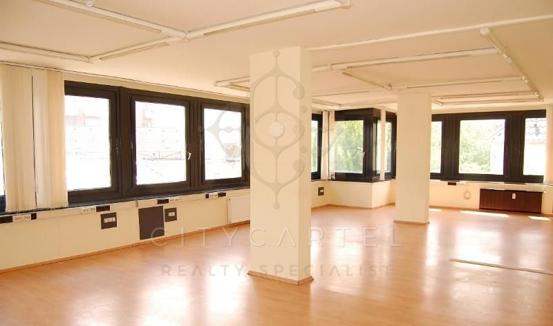 A fájl már létezik a célhelyen: import/kepek/vizjeles_2909631.jpg
Eladó Irodaház Budapest, IV. kerület  5110 m<sup>2</sup> 5000000 EUR