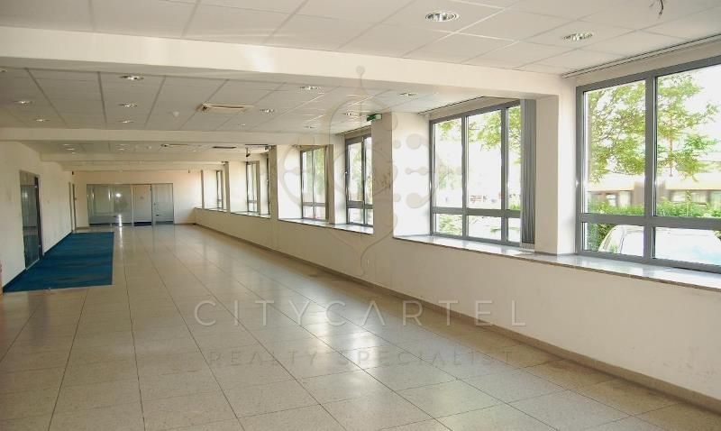 A fájl már létezik a célhelyen: import/kepek/vizjeles_2909632.jpg
Eladó Irodaház Budapest, IV. kerület  5110 m<sup>2</sup> 5000000 EUR