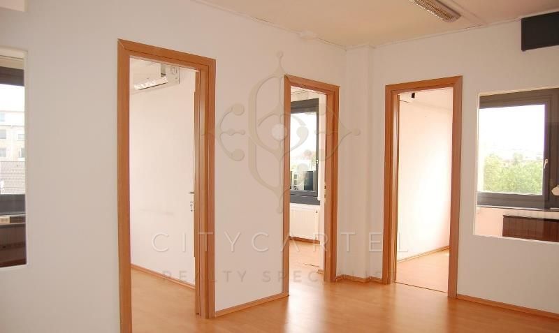 A fájl már létezik a célhelyen: import/kepek/vizjeles_2909634.jpg
Eladó Irodaház Budapest, IV. kerület  5110 m<sup>2</sup> 5000000 EUR