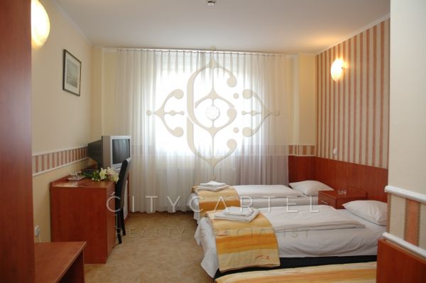 A fájl már létezik a célhelyen: import/kepek/vizjeles_2959263.jpg
For sale Hotel, guesthouse Budapest, VIII. kerület  4500 m<sup>2</sup> 7500000 EUR