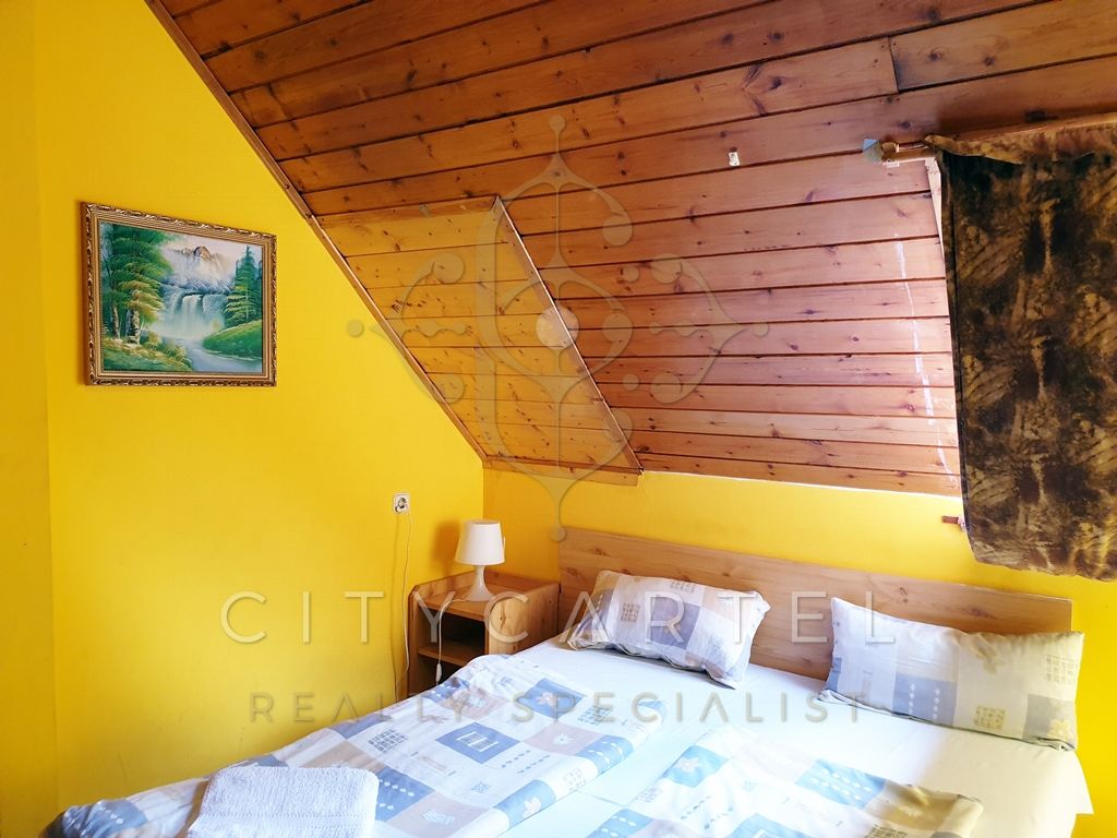 A fájl már létezik a célhelyen: import/kepek/vizjeles_3082320.jpg
For sale Hotel, guesthouse Budapest, XVI. kerület  1000 m<sup>2</sup> 1500000 EUR