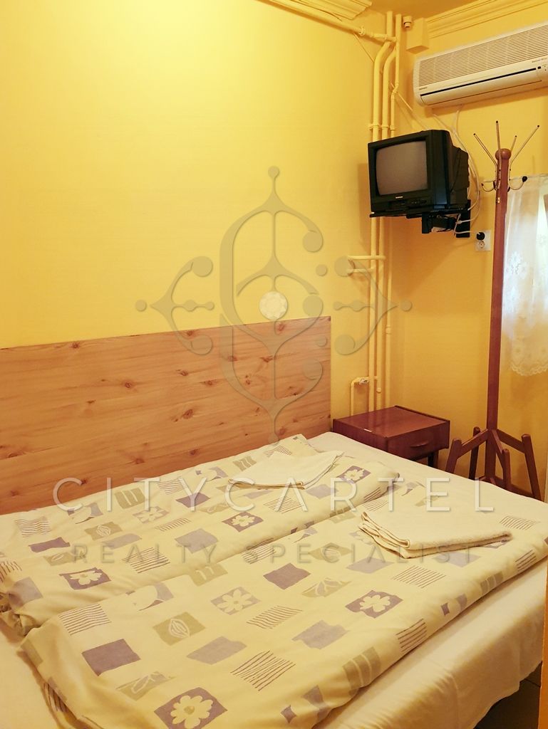 A fájl már létezik a célhelyen: import/kepek/vizjeles_3082331.jpg
For sale Hotel, guesthouse Budapest, XVI. kerület  1000 m<sup>2</sup> 1500000 EUR