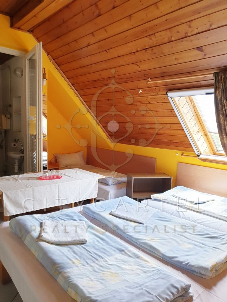 A fájl már létezik a célhelyen: import/kepek/vizjeles_3082333.jpg
For sale Hotel, guesthouse Budapest, XVI. kerület  1000 m<sup>2</sup> 1500000 EUR