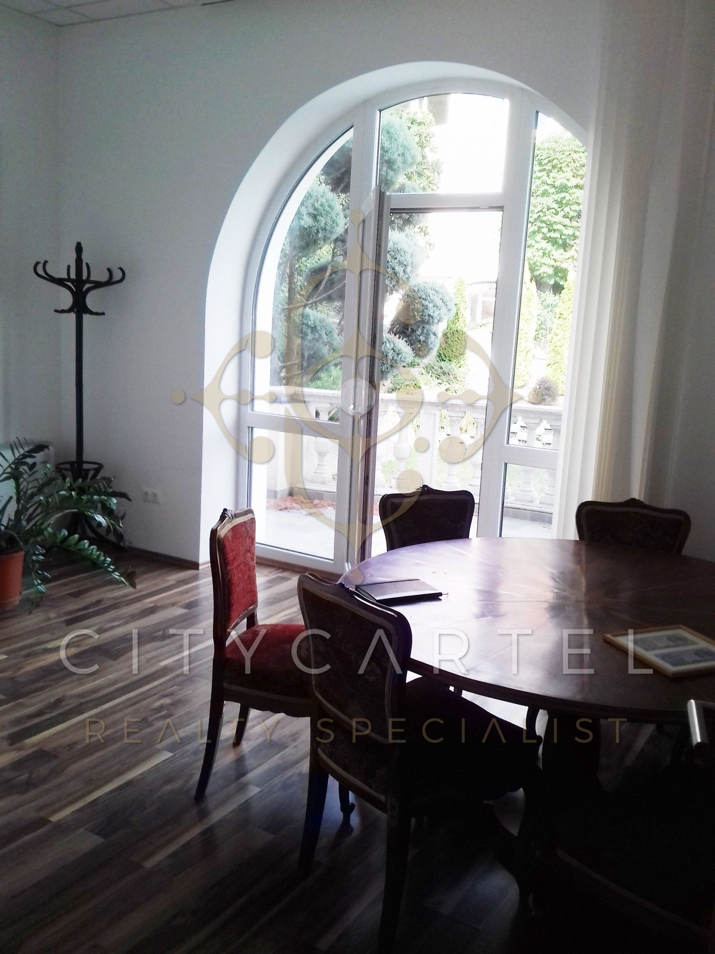A fájl már létezik a célhelyen: import/kepek/vizjeles_3295990.jpg
Eladó Családi ház Budapest, II. kerület  500 m<sup>2</sup> 1550 millió Ft