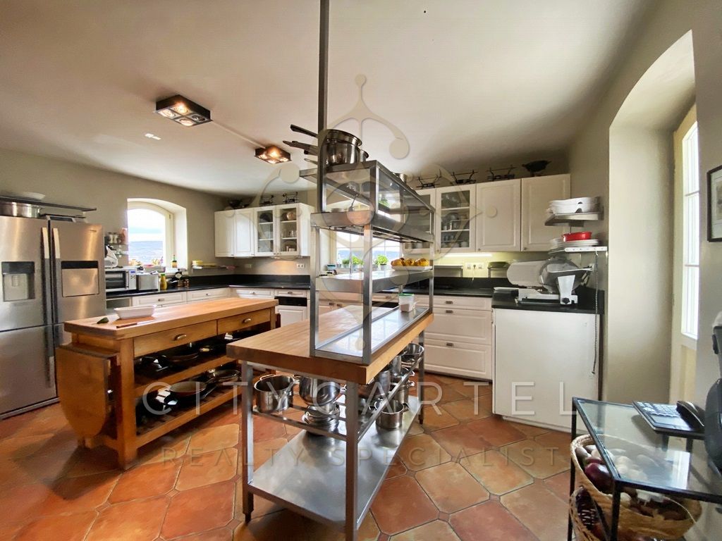 A fájl már létezik a célhelyen: import/kepek/vizjeles_3392143.jpg
For sale Villa, castle, mansion Monoszló  1615 m<sup>2</sup> 4900000 EUR