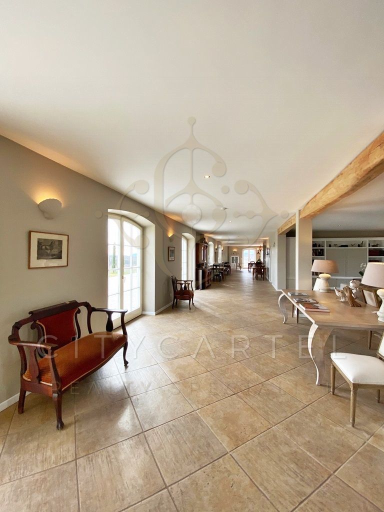 A fájl már létezik a célhelyen: import/kepek/vizjeles_3392151.jpg
For sale Villa, castle, mansion Monoszló  1615 m<sup>2</sup> 4900000 EUR