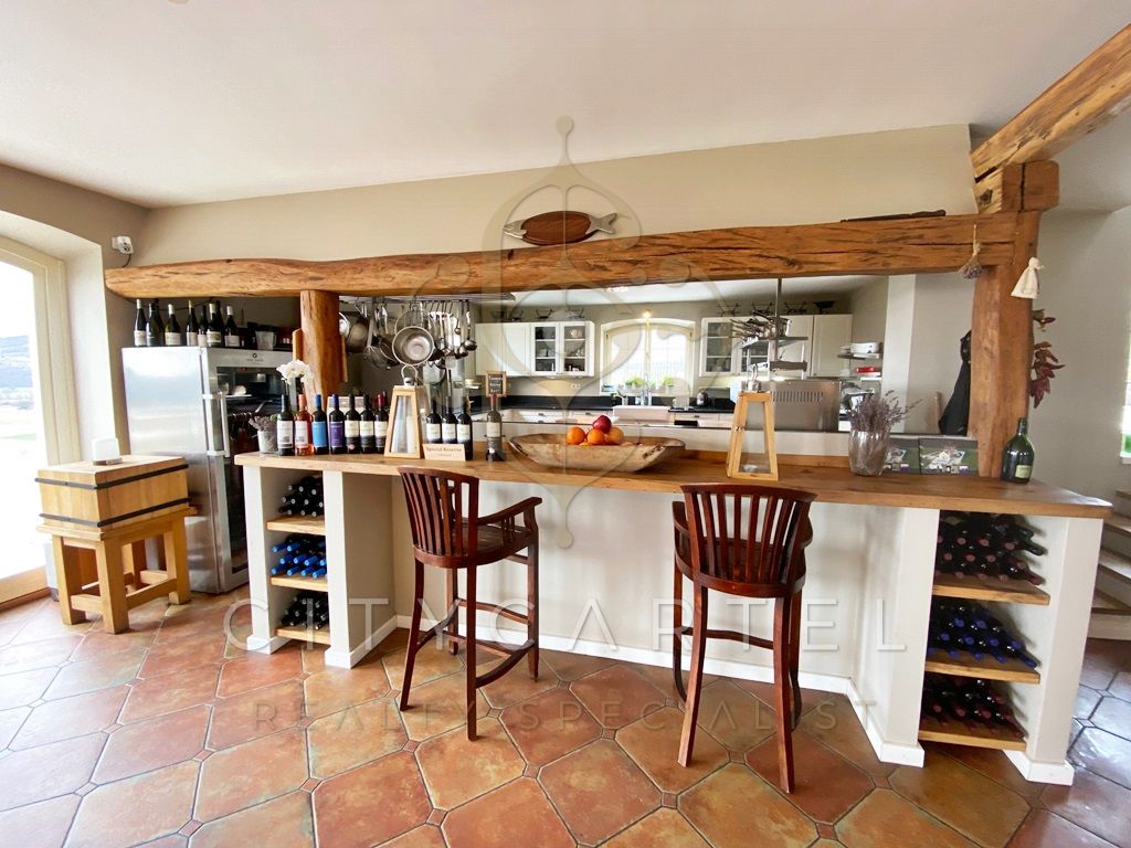 A fájl már létezik a célhelyen: import/kepek/vizjeles_3392163.jpg
For sale Villa, castle, mansion Monoszló  1615 m<sup>2</sup> 4900000 EUR