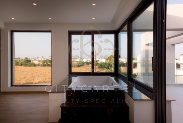 A fájl már létezik a célhelyen: import/kepek/vizjeles_3426565.jpg
For sale Residence   265 m<sup>2</sup> 345 millió Ft