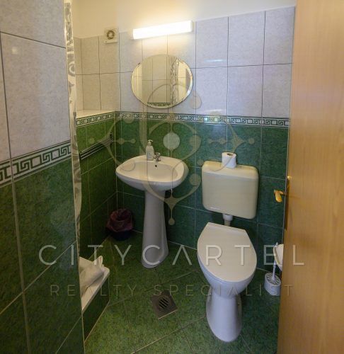 A fájl már létezik a célhelyen: import/kepek/vizjeles_3430667.jpg
For sale Hotel, guesthouse Cserszegtomaj  7714 m<sup>2</sup> 1850000 EUR
