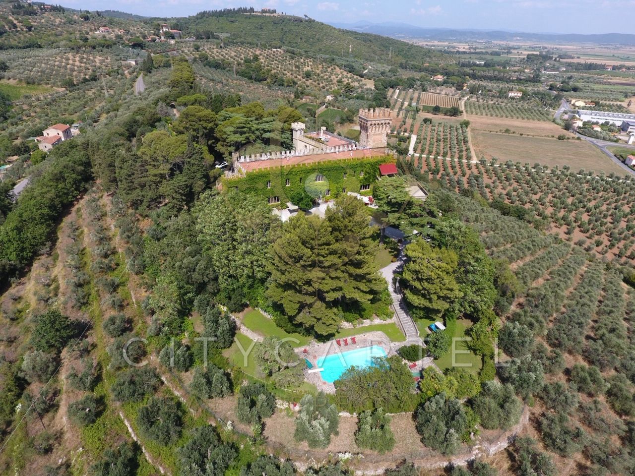 A fájl már létezik a célhelyen: import/kepek/vizjeles_3476050.jpg
Eladó Rezidencia   2410 m<sup>2</sup> 8800000 EUR