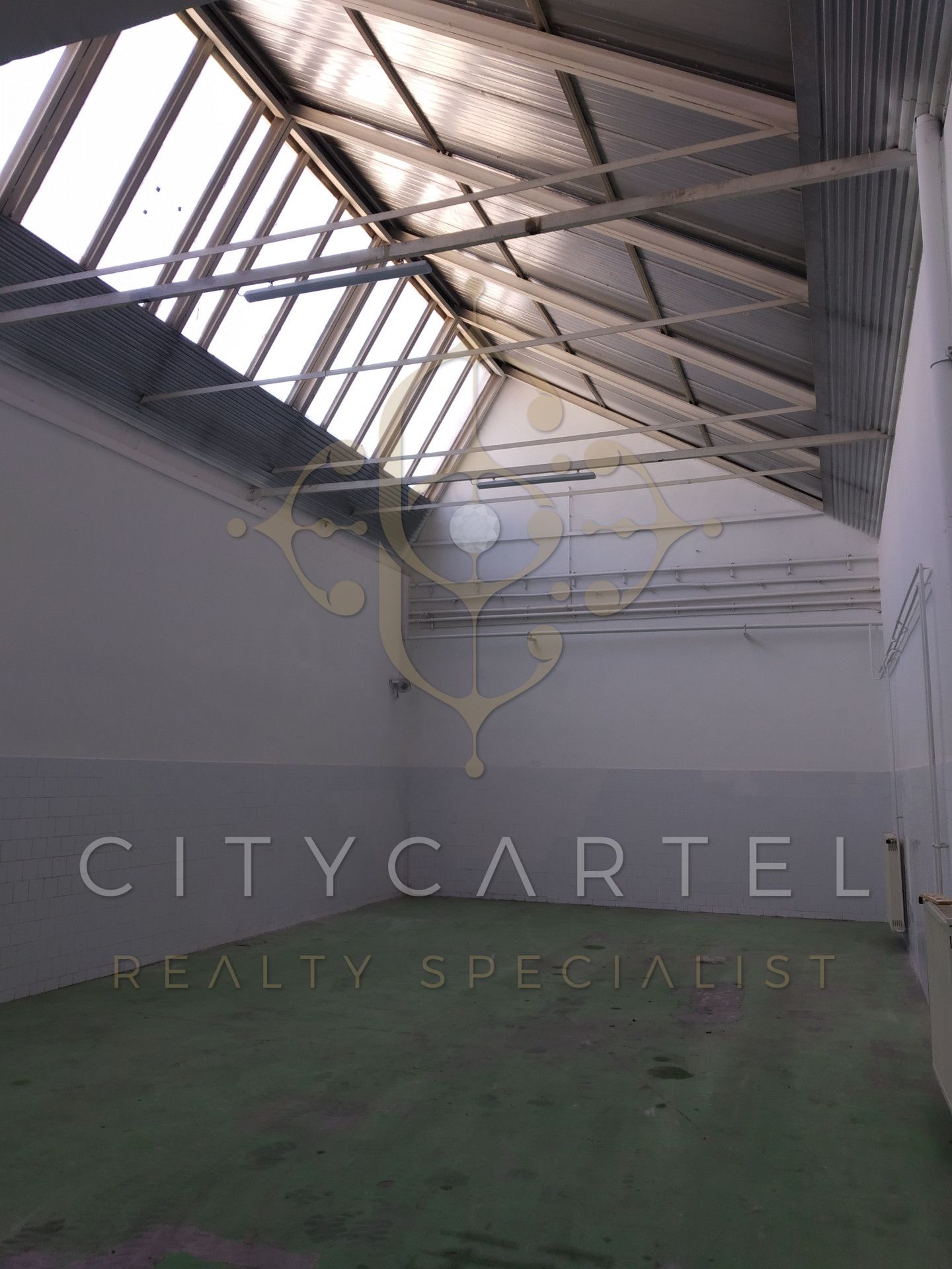 A fájl már létezik a célhelyen: import/kepek/vizjeles_3573054.jpg
Eladó Raktár Budapest, XI. kerület  421 m<sup>2</sup> 2526 EUR