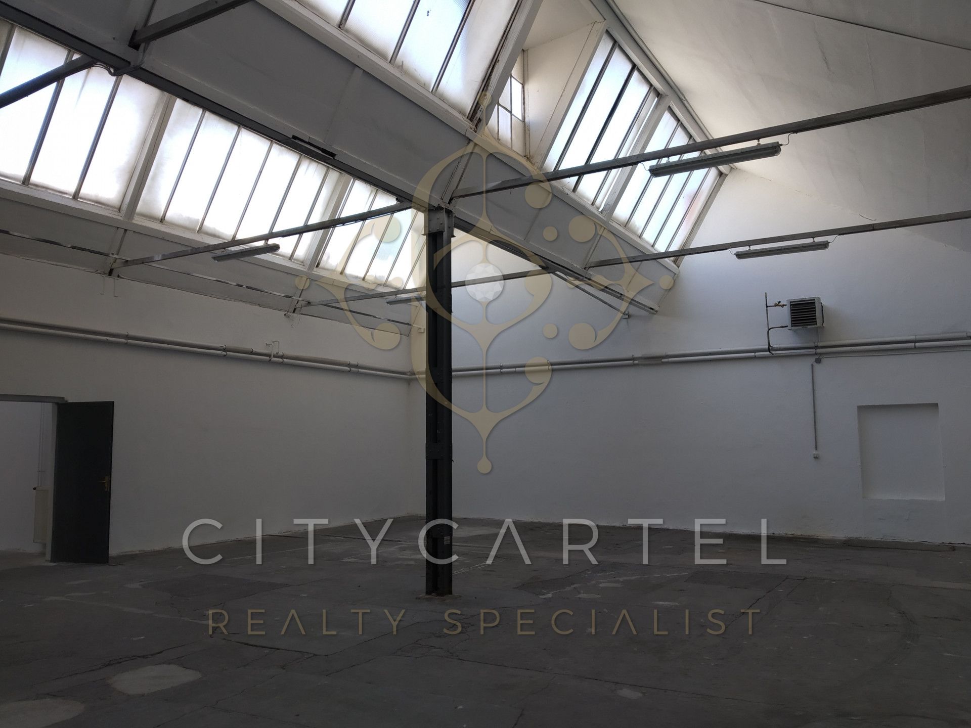 A fájl már létezik a célhelyen: import/kepek/vizjeles_3573092.jpg
For sale Warehouse Budapest, XI. kerület  239 m<sup>2</sup> 1434 EUR