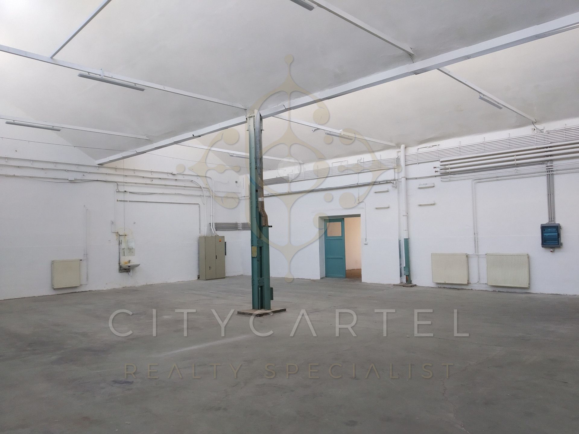A fájl már létezik a célhelyen: import/kepek/vizjeles_3573102.jpg
For sale Warehouse Budapest, XI. kerület  239 m<sup>2</sup> 1434 EUR