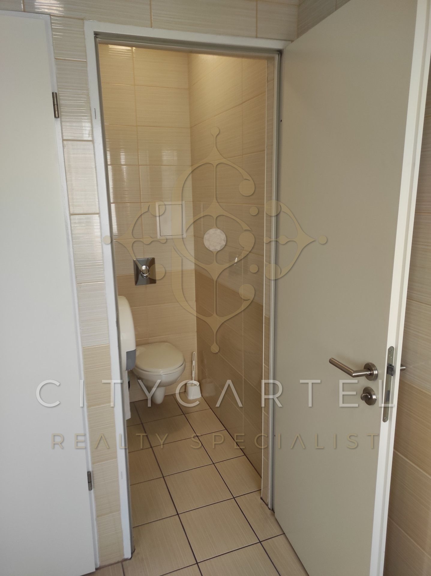 A fájl már létezik a célhelyen: import/kepek/vizjeles_3627376.jpg
Eladó Iroda irodaházban B Budapest, XI. kerület  34 m<sup>2</sup> 55080 millió Ft