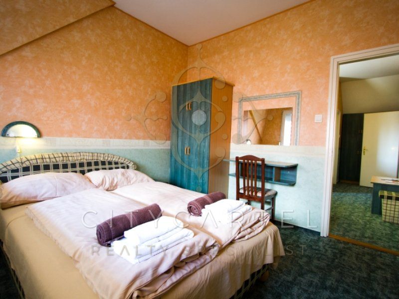 A fájl már létezik a célhelyen: import/kepek/vizjeles_3689814.jpg
For sale Hotel, guesthouse Siófok  4400 m<sup>2</sup> 4020000 EUR