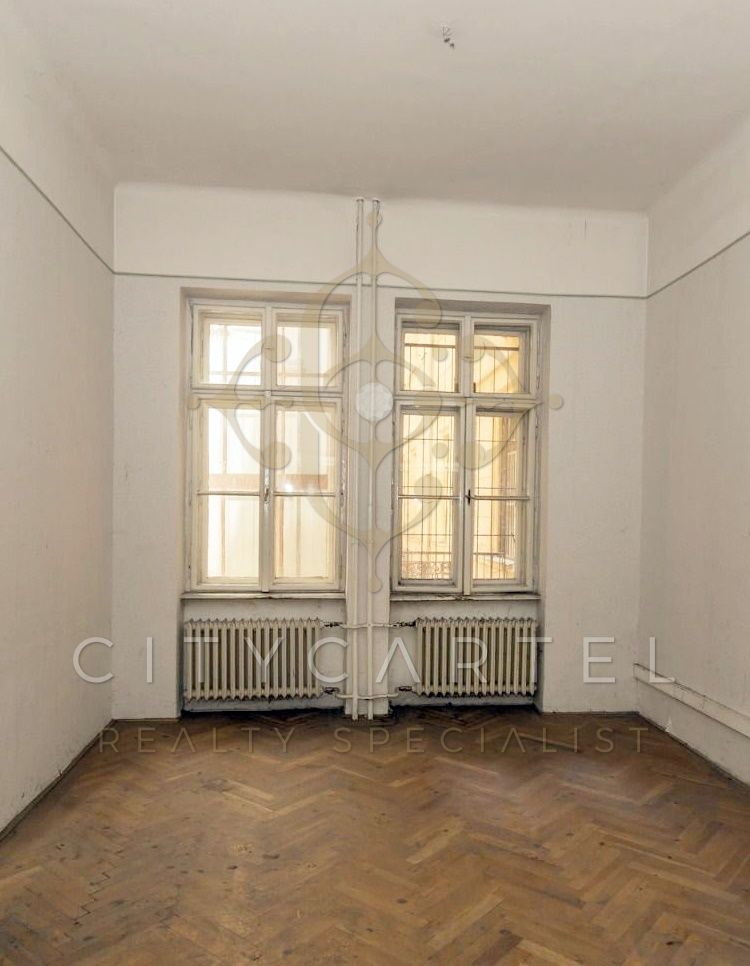 A fájl már létezik a célhelyen: import/kepek/vizjeles_3781228.jpg
Eladó Irodaház Budapest, VII. kerület  2800 m<sup>2</sup> 1800 millió Ft