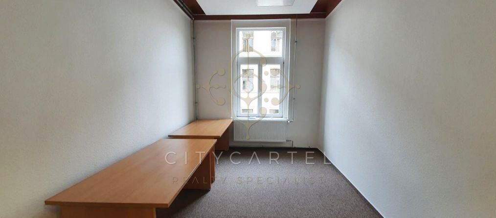 A fájl már létezik a célhelyen: import/kepek/vizjeles_3782356.jpg
For sale Office in office building B Budapest, V. kerület  600 m<sup>2</sup> 800 millió Ft
