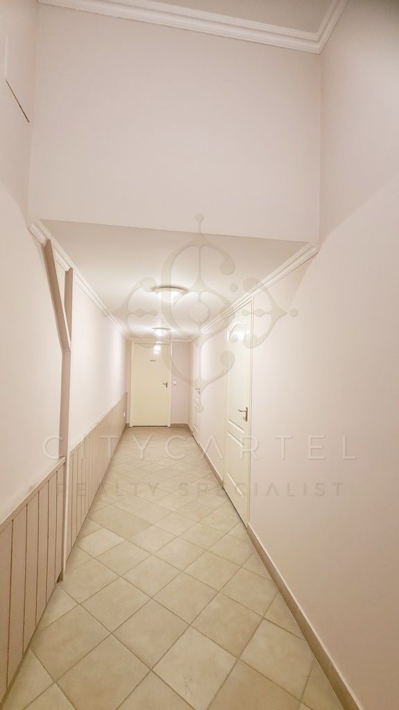 A fájl már létezik a célhelyen: import/kepek/vizjeles_3872270.jpg
Eladó üzlethelyiség Budapest, VIII. kerület  352 m<sup>2</sup> 340 millió Ft