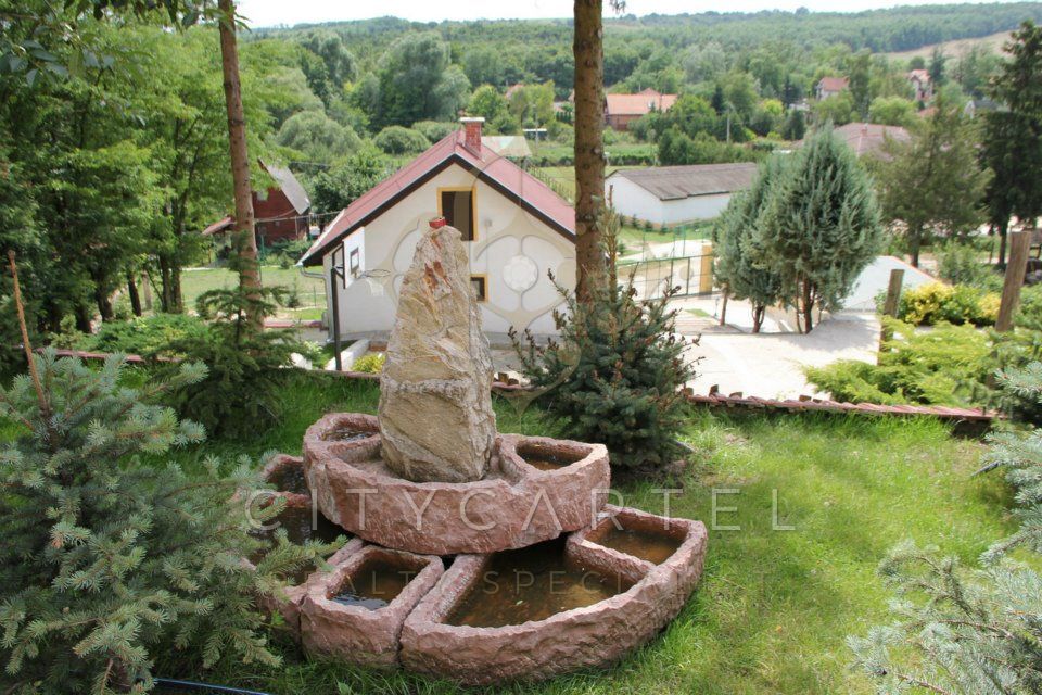 A fájl már létezik a célhelyen: import/kepek/vizjeles_4022939.jpg
Eladó Szálloda, panzió Domony  1653 m<sup>2</sup> 420 millió Ft