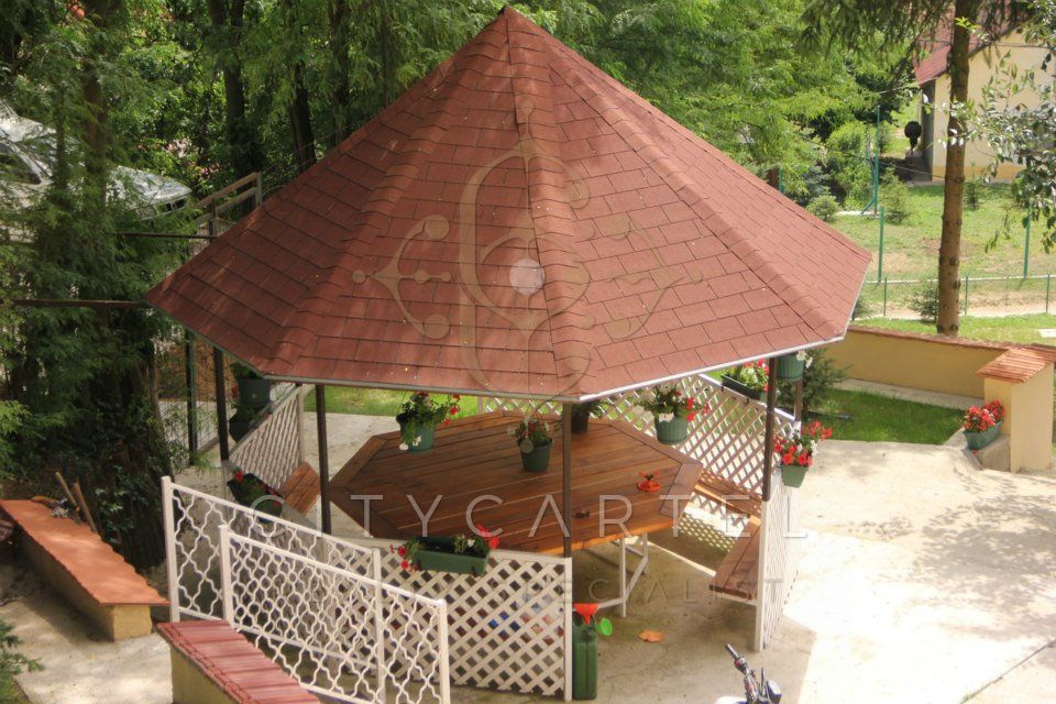 A fájl már létezik a célhelyen: import/kepek/vizjeles_4022943.jpg
Eladó Szálloda, panzió Domony  1653 m<sup>2</sup> 420 millió Ft