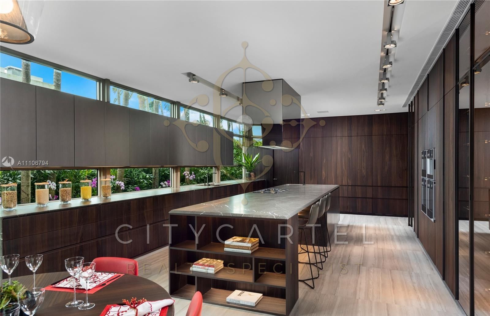 A fájl már létezik a célhelyen: import/kepek/vizjeles_4068978.jpg
For sale Residence   1390 m<sup>2</sup> 2147483647 USD