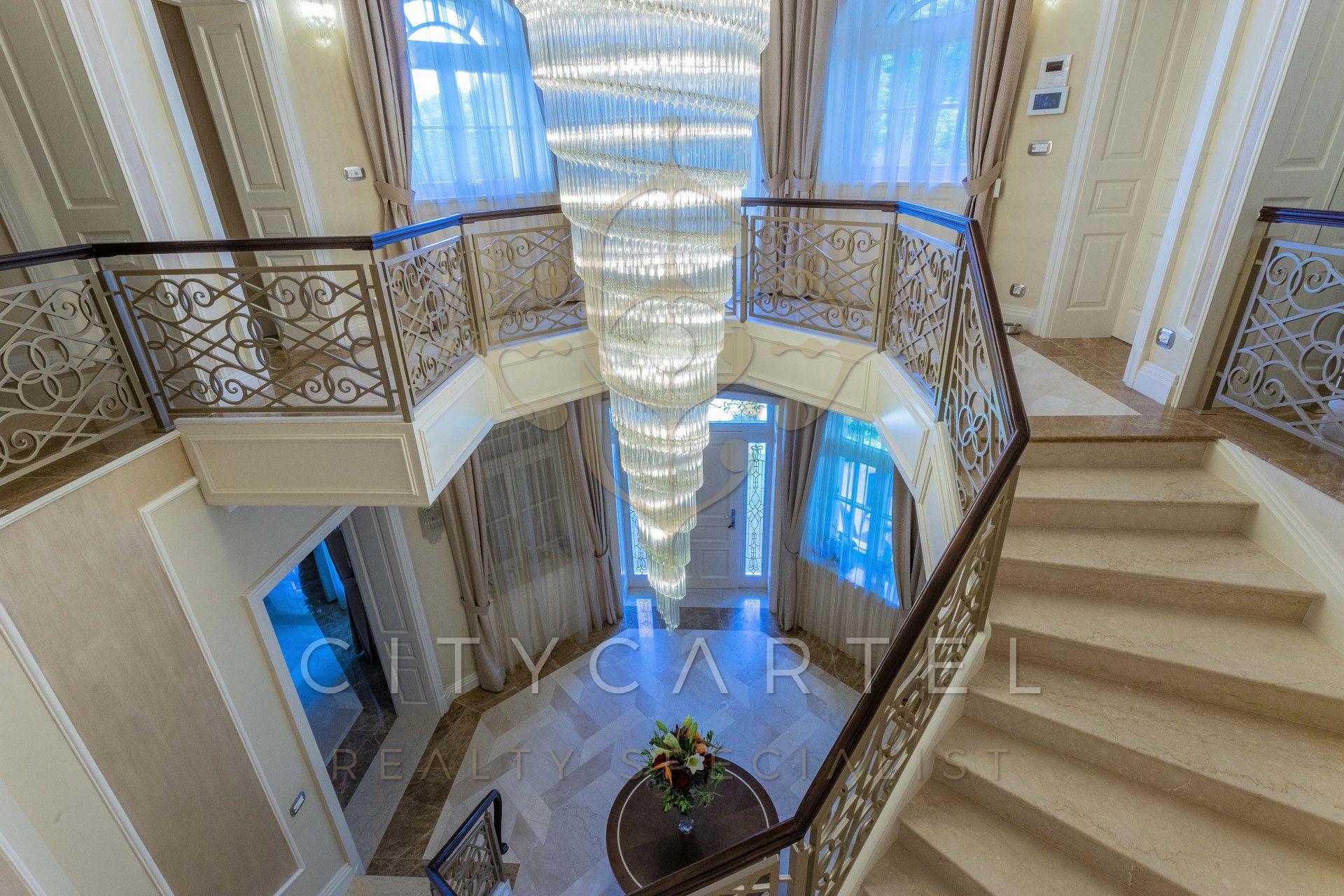 A fájl már létezik a célhelyen: import/kepek/vizjeles_4086885.jpg
For sale Villa, castle, mansion Budapest, II. kerület  1100 m<sup>2</sup> 2147.483647 millió Ft