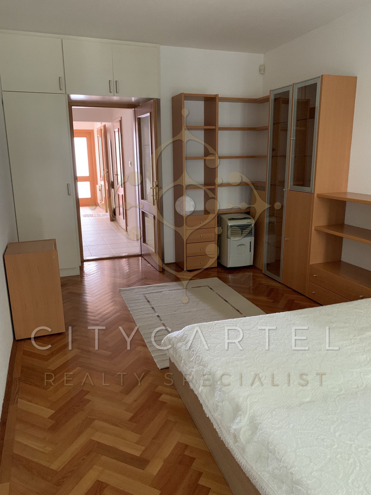 A fájl már létezik a célhelyen: import/kepek/vizjeles_4087909.jpg
Eladó Téglalakás Budapest, II. kerület  116 m<sup>2</sup> 1700 EUR