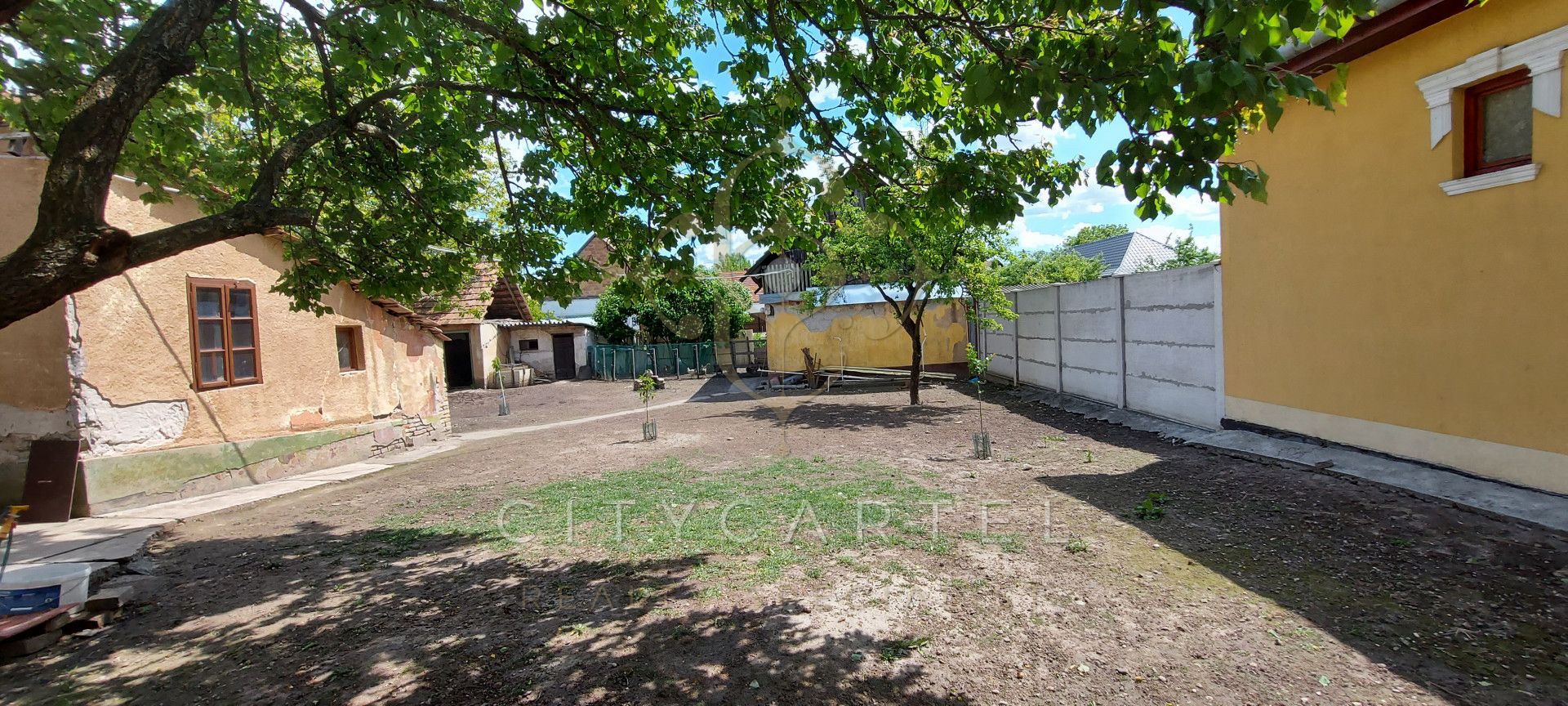 A fájl már létezik a célhelyen: import/kepek/vizjeles_4111940.jpg
For sale house Harta  107 m<sup>2</sup> 14 millió Ft