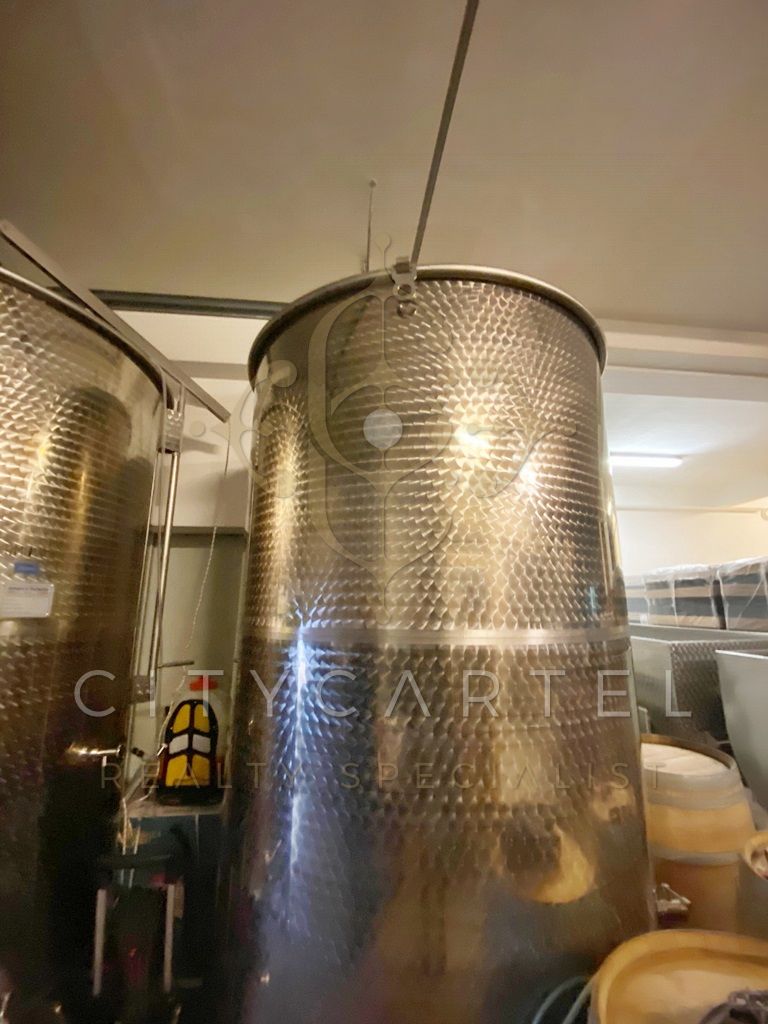 A fájl már létezik a célhelyen: import/kepek/vizjeles_4225711.jpg
Eladó Családi ház Monoszló  1615 m<sup>2</sup> 4900000 EUR