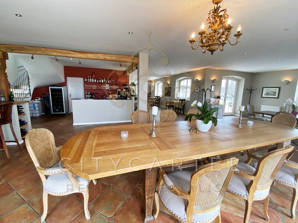 A fájl már létezik a célhelyen: import/kepek/vizjeles_4225851.jpg
Eladó Birtok Monoszló  1615 m<sup>2</sup> 4900000 EUR