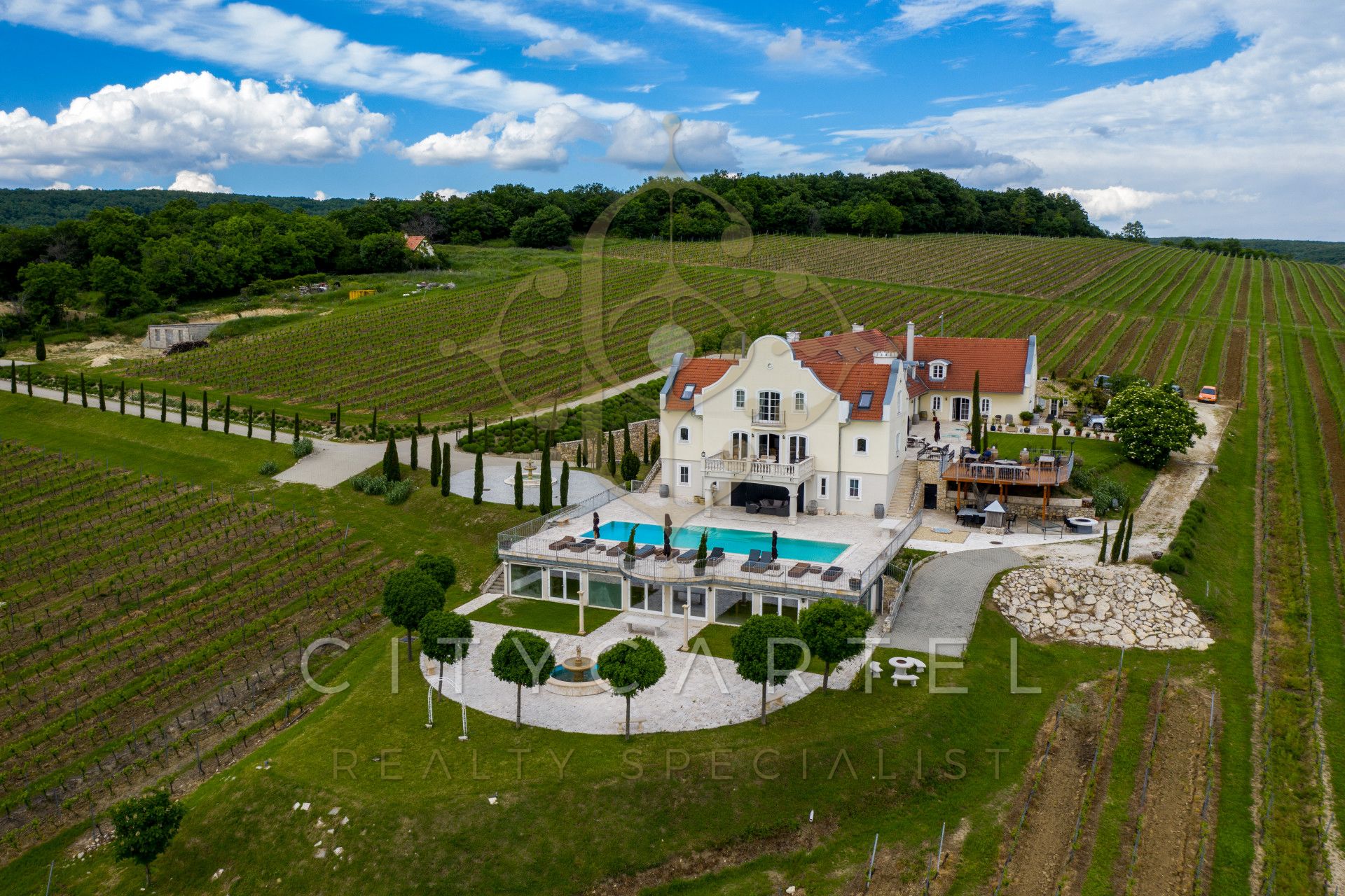 A fájl már létezik a célhelyen: import/kepek/vizjeles_4225888.jpg
Eladó Birtok Monoszló  1615 m<sup>2</sup> 4900000 EUR