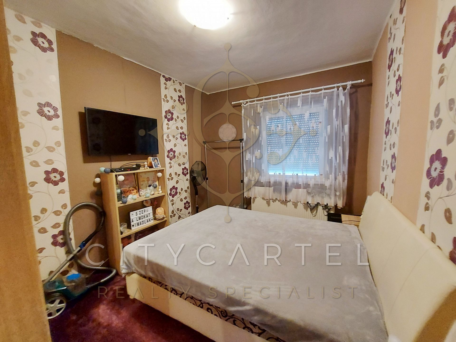A fájl már létezik a célhelyen: import/kepek/vizjeles_4301020.jpg
For sale house Előszállás  100 m<sup>2</sup> 30.99 millió Ft