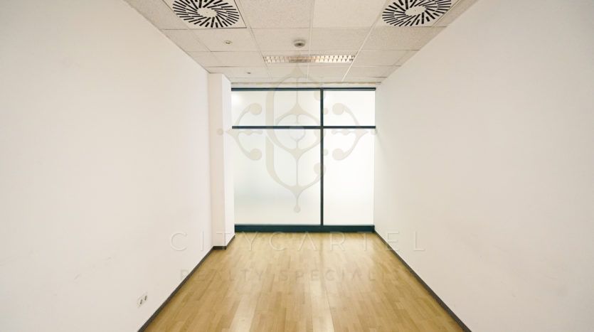 A fájl már létezik a célhelyen: import/kepek/vizjeles_4309076.jpg
Eladó Iroda irodaházban A Budapest, XII. kerület  519 m<sup>2</sup> 6695 EUR