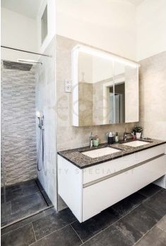 A fájl már létezik a célhelyen: import/kepek/vizjeles_4347604.jpg
Eladó Téglalakás Budapest, II. kerület  209 m<sup>2</sup> 4300 EUR