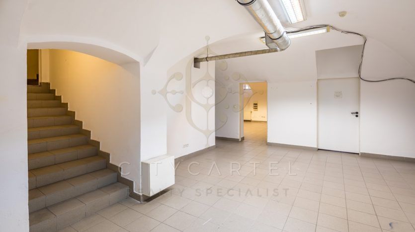A fájl már létezik a célhelyen: import/kepek/vizjeles_4357583.jpg
Eladó Iroda irodaházban B Budapest, IX. kerület  395 m<sup>2</sup> 3911 EUR