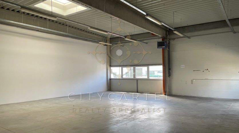 A fájl már létezik a célhelyen: import/kepek/vizjeles_4358089.jpg
For sale Warehouse Budapest, XVII. kerület  270 m<sup>2</sup> 1215 EUR