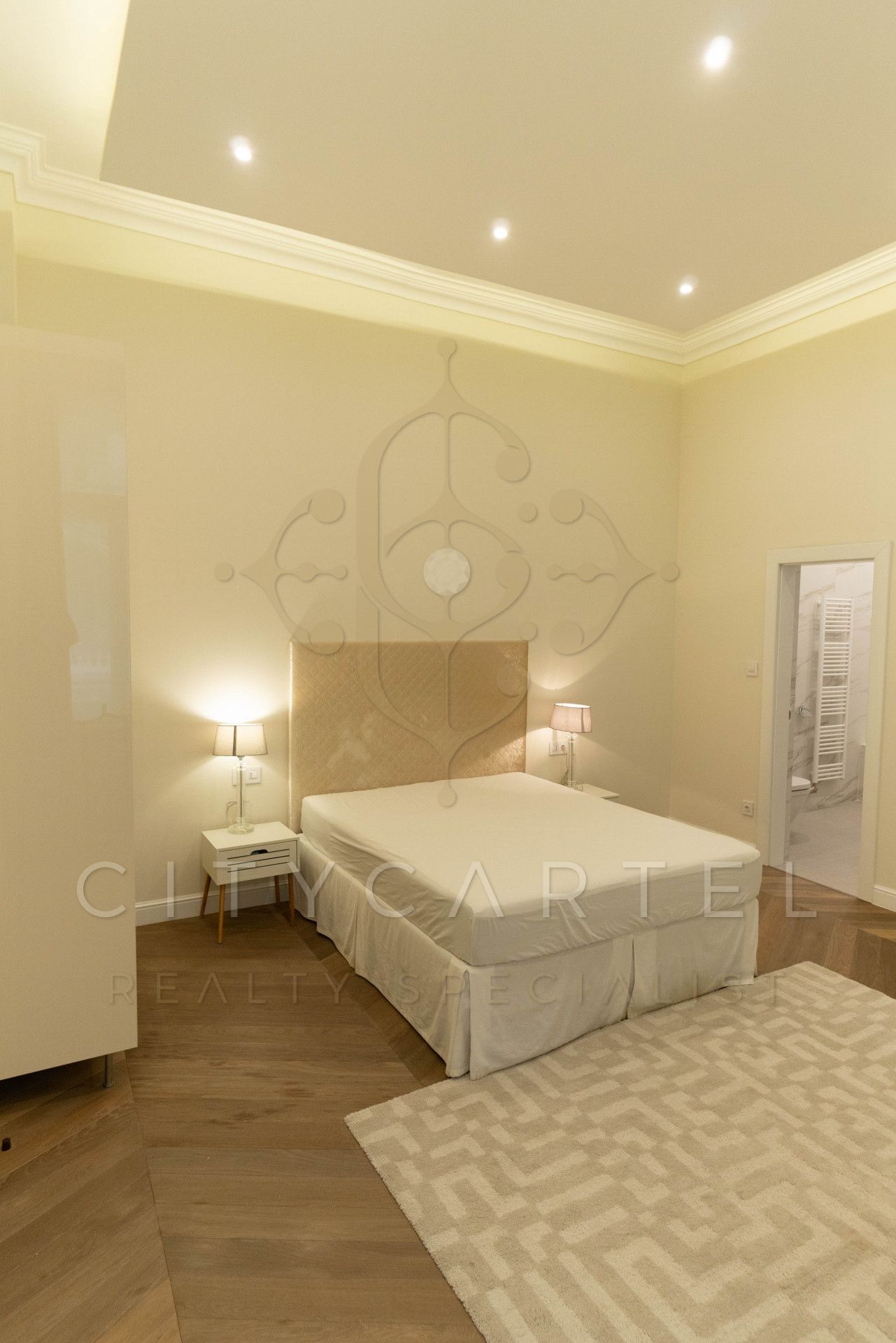 A fájl már létezik a célhelyen: import/kepek/vizjeles_4370562.jpg
Eladó Téglalakás Budapest, V. kerület  217 m<sup>2</sup> 4000 EUR