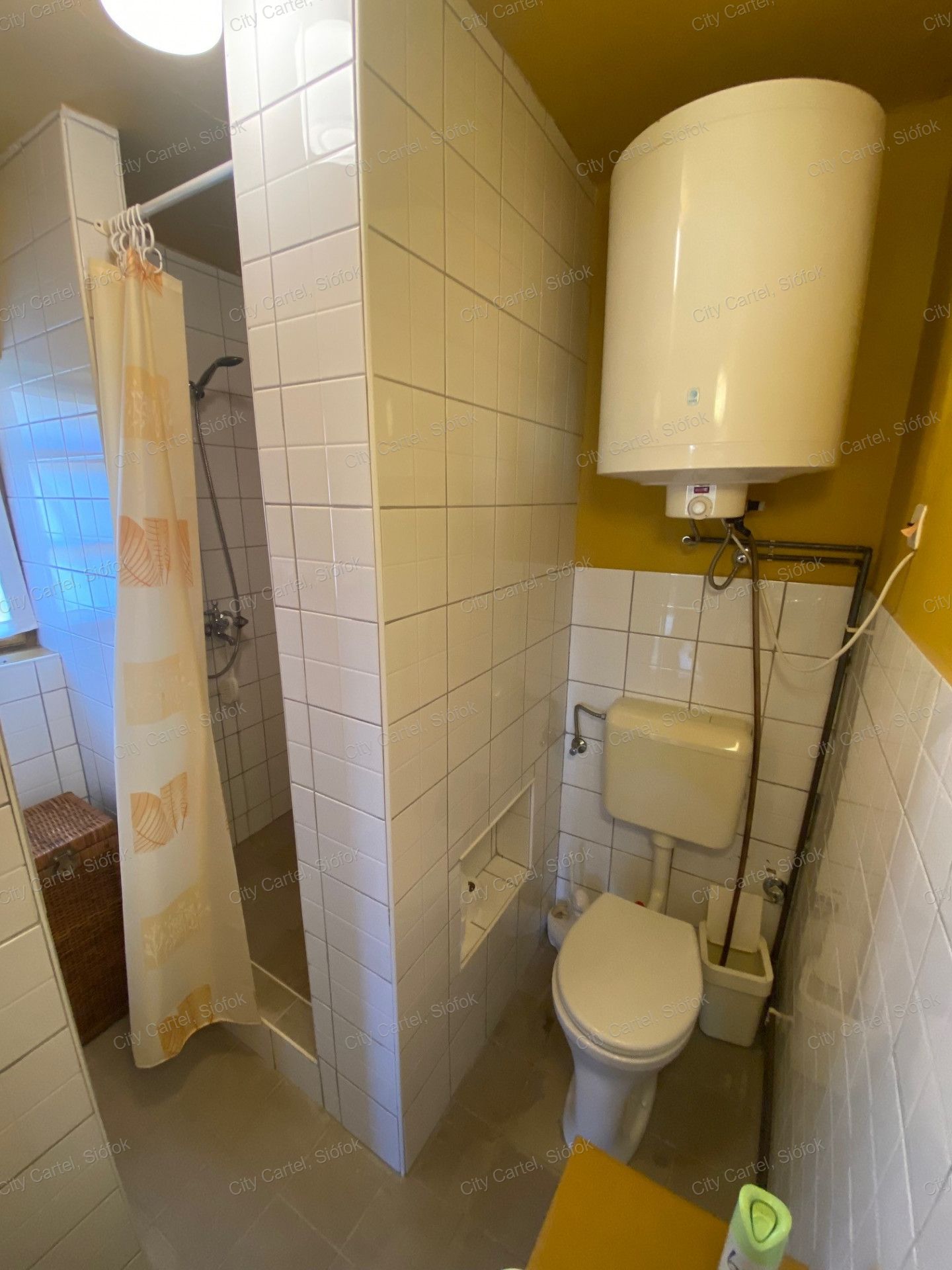 A fájl már létezik a célhelyen: import/kepek/vizjeles_4391968.jpg
For sale house Szőlősgyörök  100 m<sup>2</sup> 29.99 millió Ft