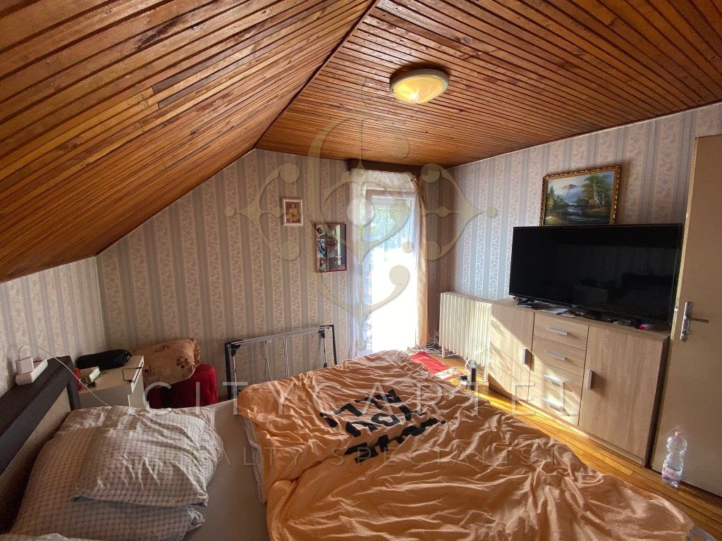 A fájl már létezik a célhelyen: import/kepek/vizjeles_4449929.jpg
Eladó Családi ház Balatonlelle  240 m<sup>2</sup> 79.99 millió Ft